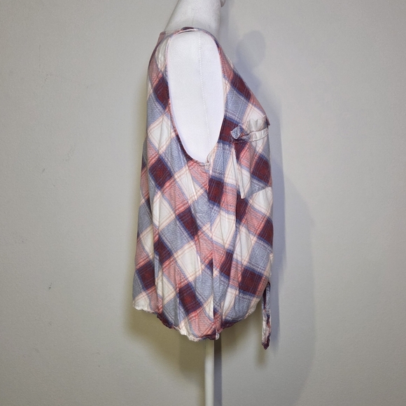 Plaid Button-Up Top - Picture 3 of 5